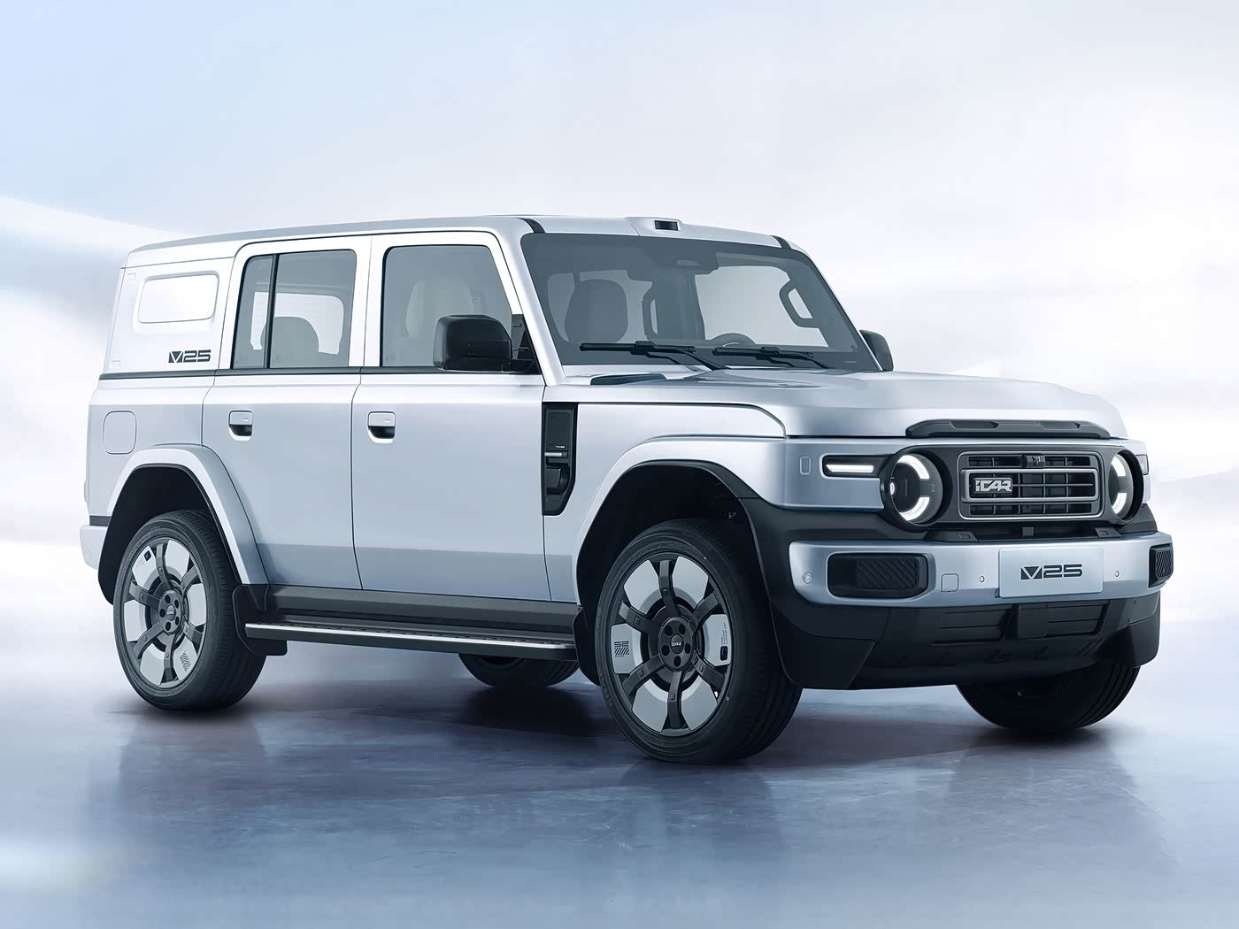 iCAR V25 尾部小书包