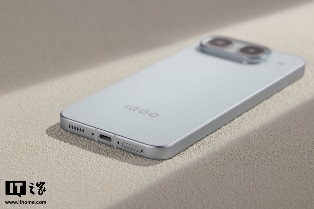 iQOO Neo11至尊版侧边按键与中框