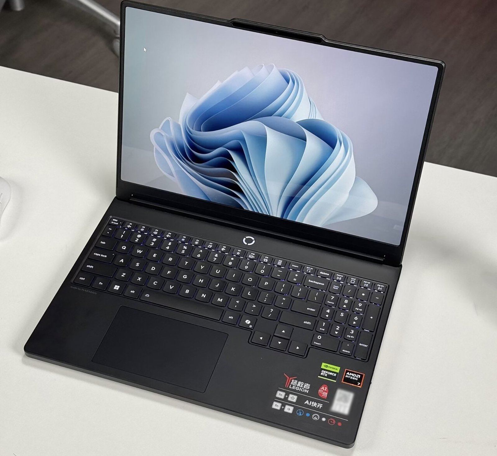 联想拯救者Y7000X 2026 接口与散热